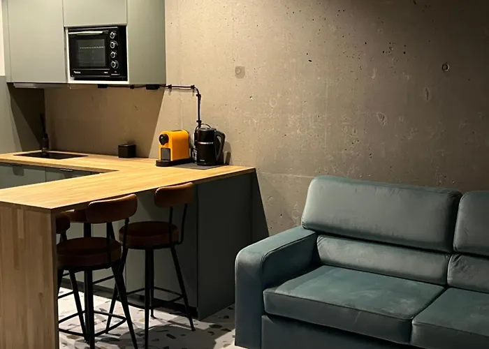 דירה Loft M84 שורזוב